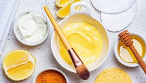 làm mặt nạ tinh bột nghệ tại nhà hiệu quả